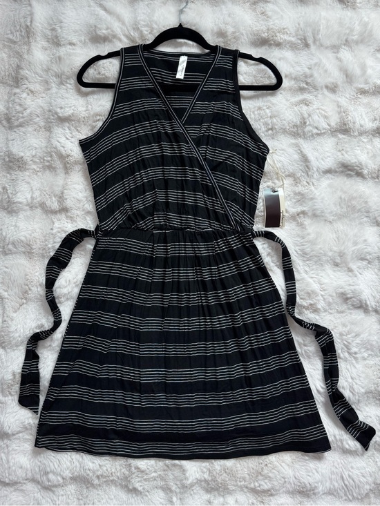 Loveappella Dresses & Skirts - Loveappella Black & White Striped Faux Wrap Mini Dress